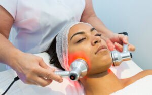 LED hydrafacial
